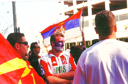 phx1.jpg (67116 bytes)